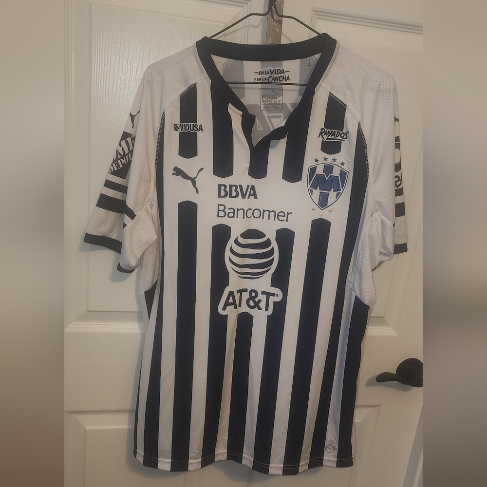 XL Puma Rayados De Monterrey Soccer Jersey